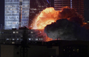 <p>An explosion is seen during a missile attack in Tel Aviv, Israel, Friday, June 13, 2025. (AP Photo/Tomer Neuberg)</p>